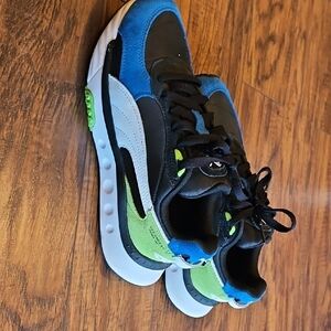 Puma Wild Rider Rollin Blue & Green Casual Sneakers 6C CHILD / 7.5 WOMENS